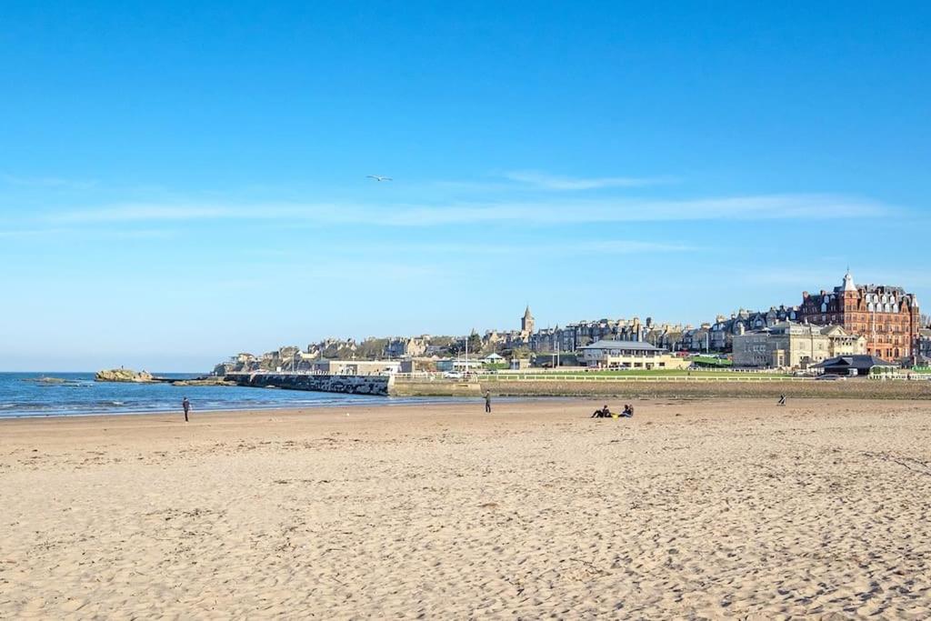 Central St Andrews 2 Bed Apartment מראה חיצוני תמונה