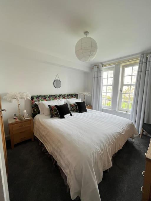 Central St Andrews 2 Bed Apartment מראה חיצוני תמונה
